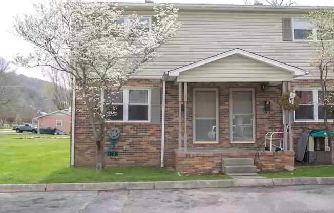 East Apartments LLC
