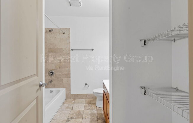 1 bed, 1 bath, 550 sqft, $950, Unit 115