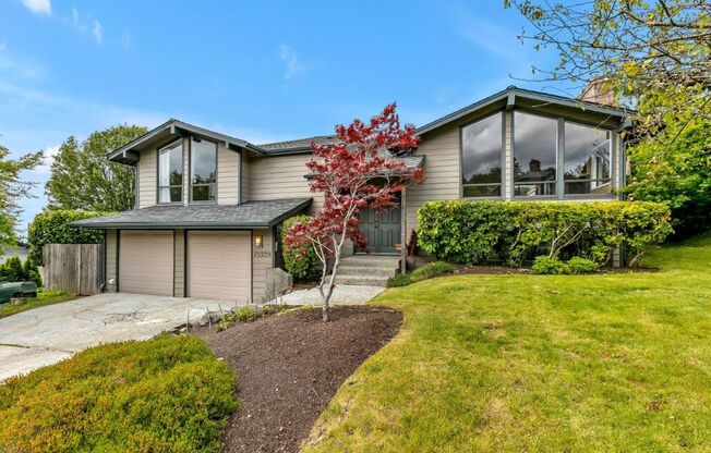 Modern Home with Stunning Views in Coveted Horizon Crest