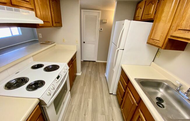 2 beds, 2 baths, $1,545, Unit # 220