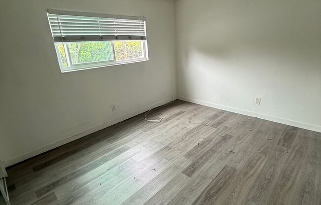 1 bed, 1 bath, 600 sqft, $2,275, Unit 9