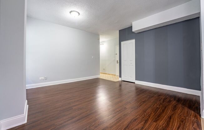 2 beds, 2 baths, 738 sqft, $2,500, Unit 504