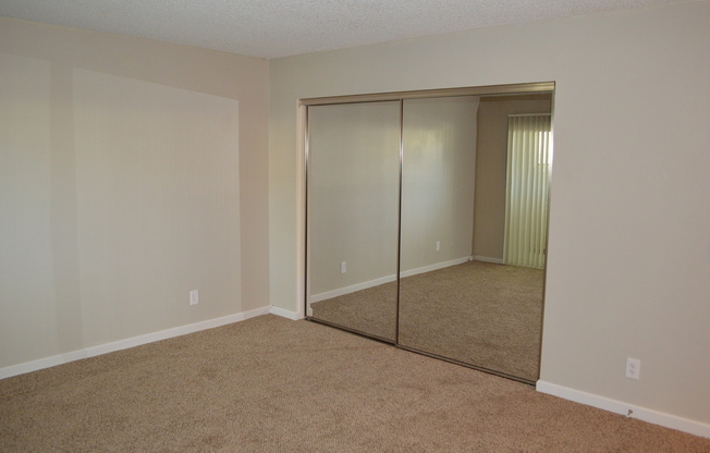 1 bed, 1 bath, 738 sqft, $2,068, Unit F18