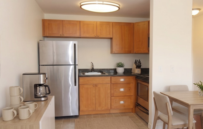 Studio, 1 bath, 300 sqft, $1,245, Unit C-303
