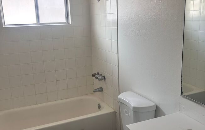 820 Sutter Ave.