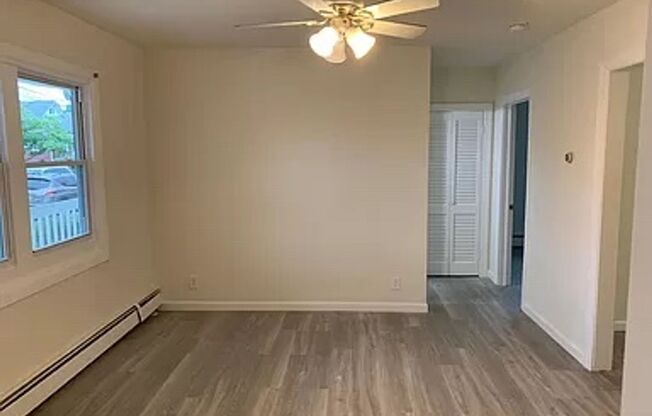 3 beds, 1 bath, $1,900