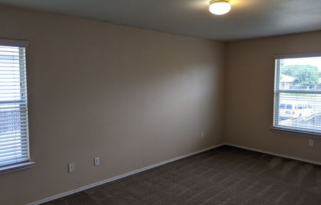Clean, Fresh ready to move in!