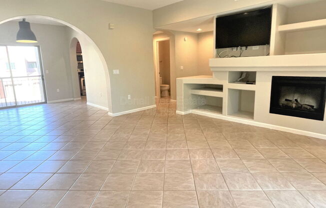 2 beds, 2.5 baths, 1,334 sqft, $2,095, Unit 1167