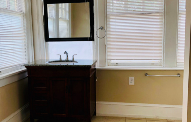 2 beds, 2 baths, 1,138 sqft, $2,650, Unit 942-06