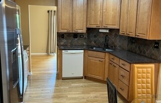 134 WHITMAN DR