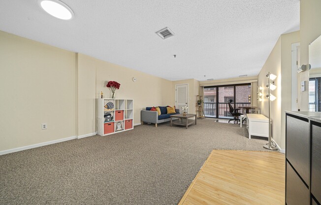 1 bed, 1 bath, 826 sqft, $2,500, Unit 708
