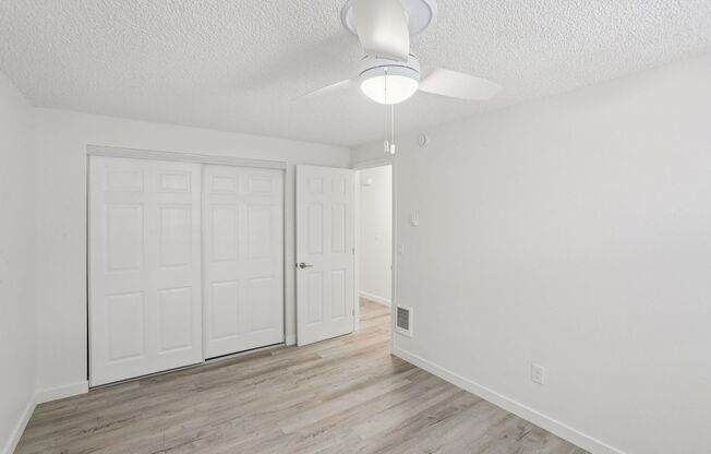 2 beds, 1 bath, 766 sqft, $1,695, Unit 44