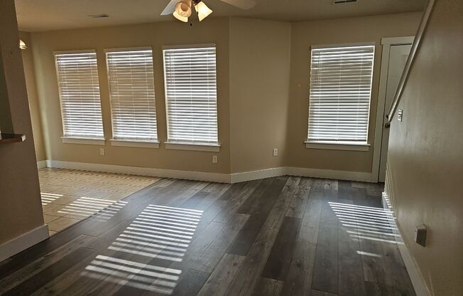 Nice 2 bedroom, 2 bath condo in a fabulous location!