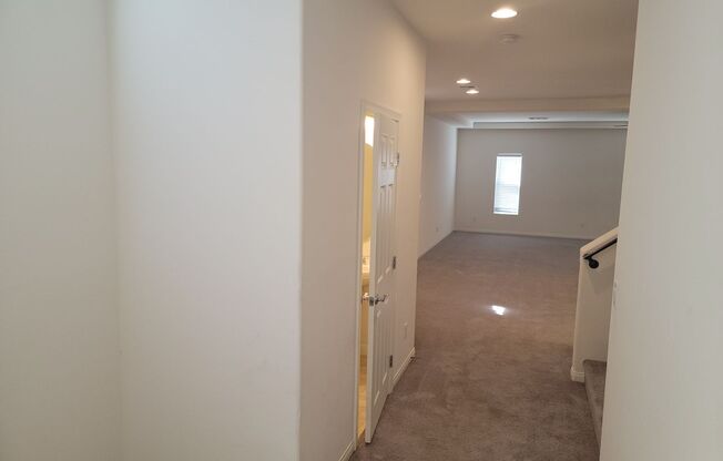 Fabulous 4 Bedroom Home in Southwest for Rent