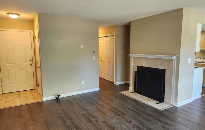 2 Bedroom 2 Bathroom Ground Floor Condo in Murrayhill
