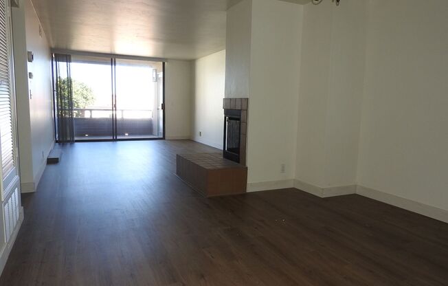 2 beds, 2 baths, $3,600, Unit Unit #202