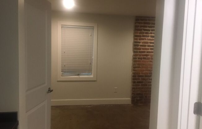 1 bed, 1 bath, 465 sqft, $1,165, Unit Apt 119