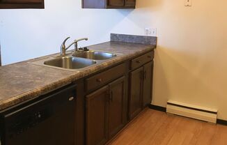 2 beds, 1 bath, $835, Unit 417-205