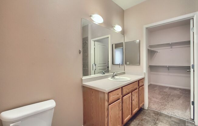 2 beds, 2 baths, $1,850, Unit Unit 202