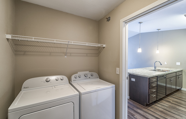 1 bed, 1 bath, 693 sqft, $1,145, Unit 213