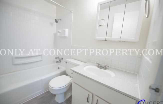 2 beds, 1 bath, 935 sqft, $1,199, Unit 15