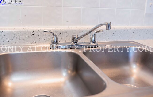 2 beds, 1 bath, 930 sqft, $1,299, Unit 58