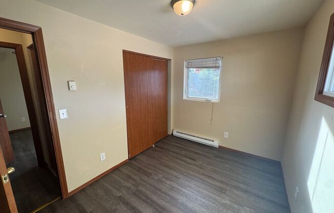 2 beds, 1 bath, 750 sqft, $1,125, Unit 6527