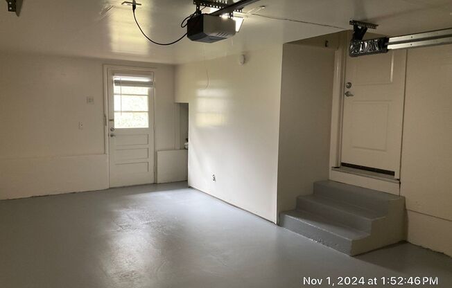 2 beds, 1 bath, 1,025 sqft, $1,595, Unit 03814