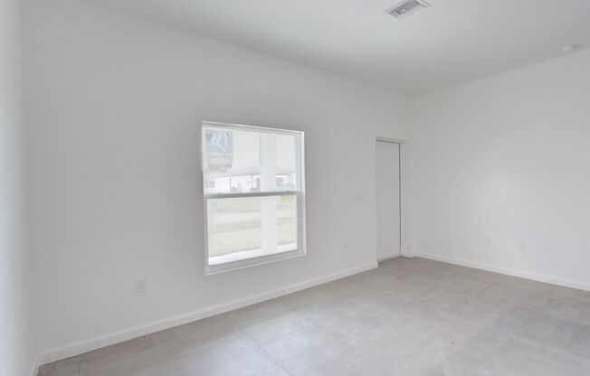 Brand new Custom 1/1/1-SW LEHIGH ACRES