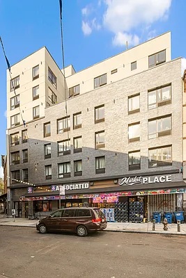 1 bed, 1 bath, $3,000, Unit 406
