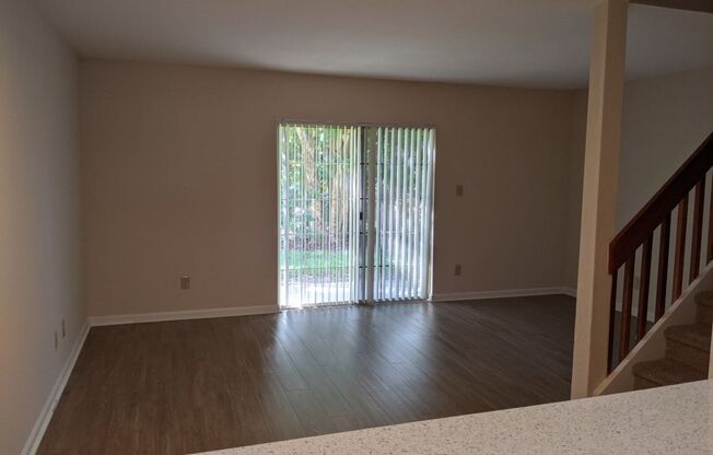2 beds, 1.5 baths, 1,030 sqft, $1,950, Unit 067