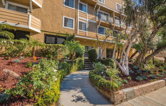 1 bed, 1 bath, $1,875, Unit 064#216