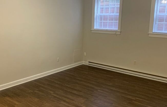 Colonial Arms | 807 West End Blvd Apt C-1