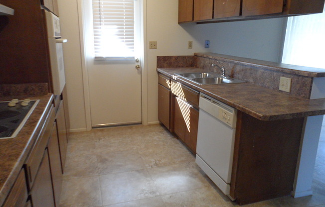 3 beds, 2 baths, $1,850