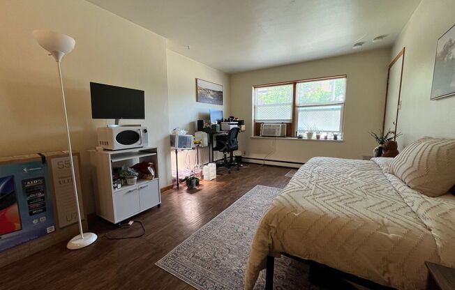 1653 S. 77th St.