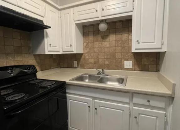 1 bed, 1 bath, $650