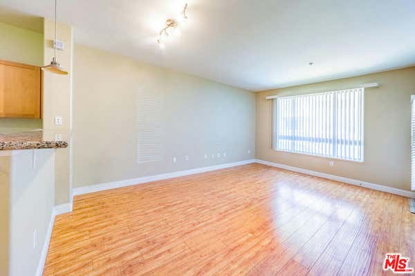 100 S Alameda St