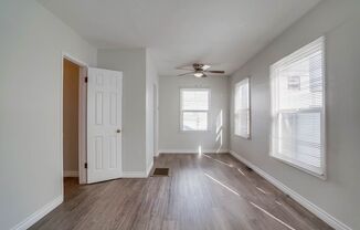 Beautiful Studio Apartment in Belmont Shore Available Now!