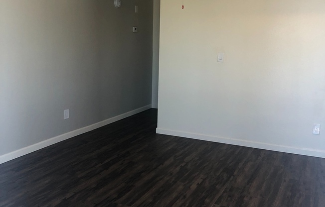 1 bed, 1 bath, 650 sqft, $1,195, Unit 225