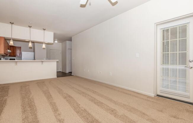 1 bed, 1 bath, 782 sqft, $1,420