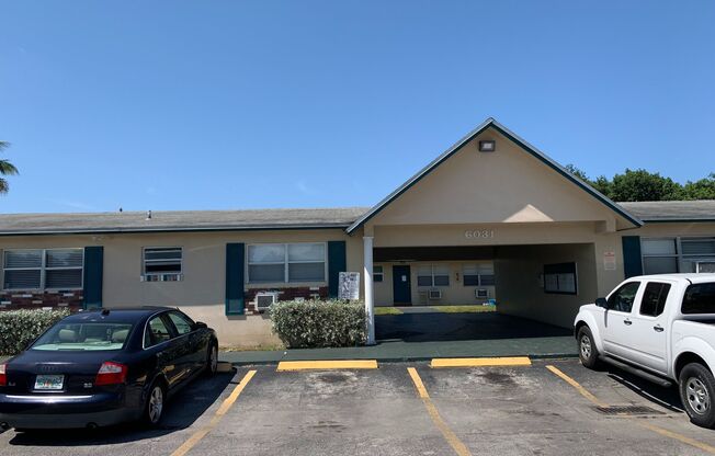 6031 Polk St Hollywood, FL 33024