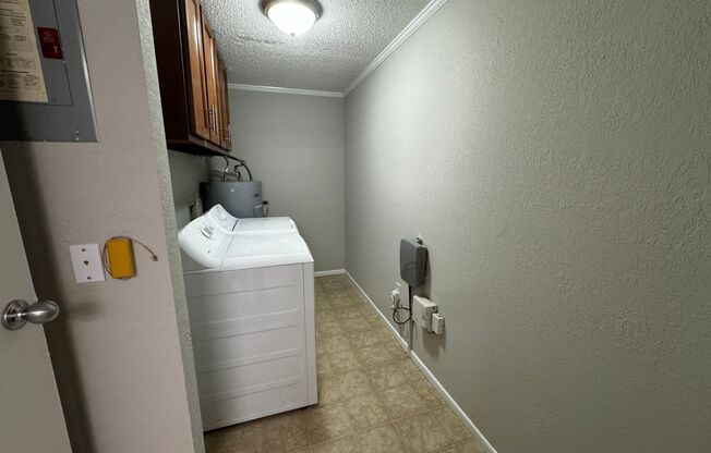 1 bed, 1 bath, 634 sqft, $949, Unit 5619 UD