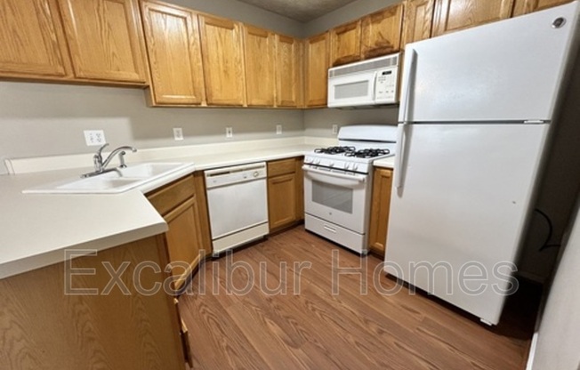 3762 AVENSONG VLG CIR