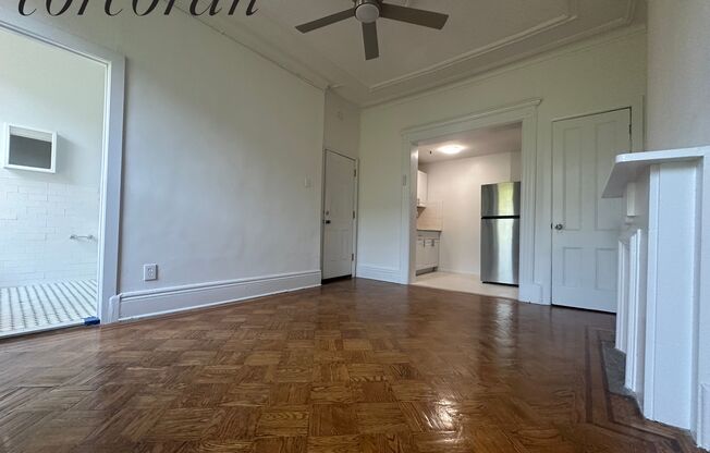 489 PUTNAM AVE