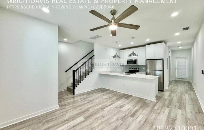 2108 E 22 AVE