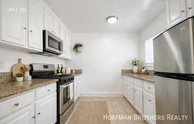 5414 1/2 FOUNTAIN AVE