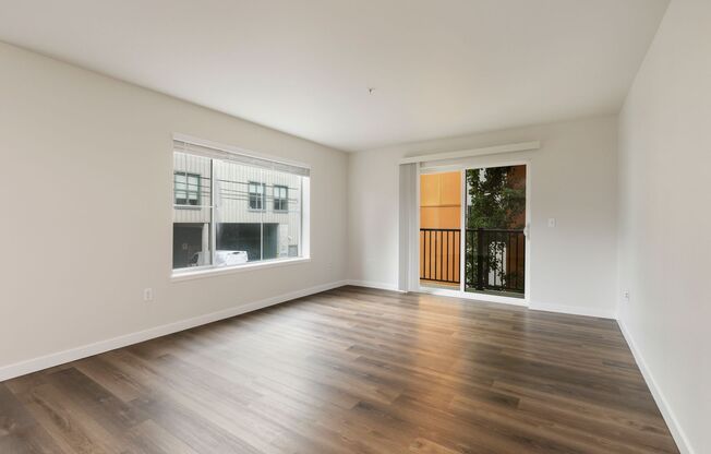 2 beds, 2 baths, 1,005 sqft, $2,895, Unit 307