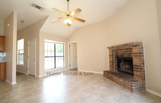 4 beds, 2 baths, $1,550