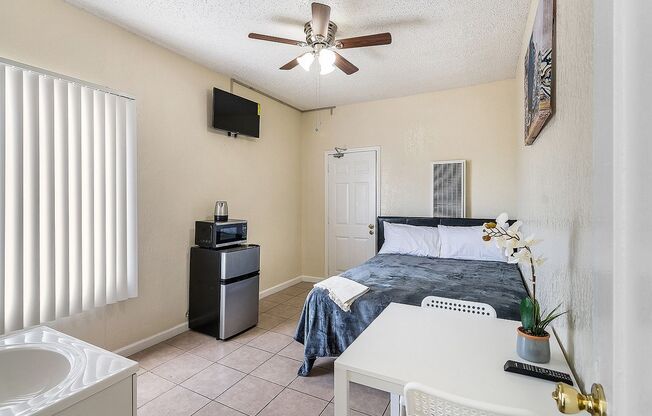 Studio, 1 bath, 167 sqft, $1,095.42, Unit 308