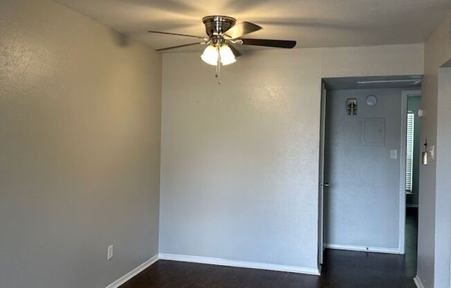 1 bed, 1 bath, 692 sqft, $1,135, Unit 20